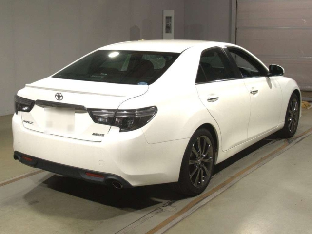 TOYOTA MARK X 2016