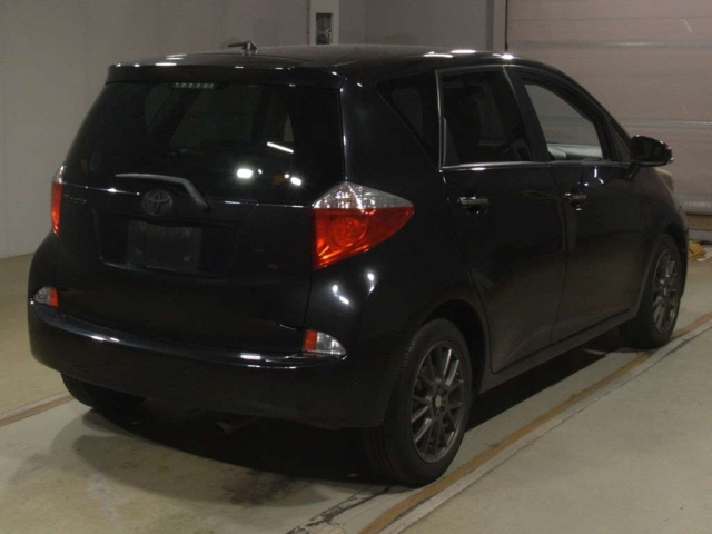 TOYOTA RACTIS 2012