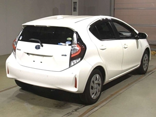 TOYOTA AQUA 2020