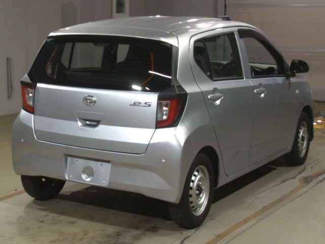 DAIHATSU MIRA E S 2022