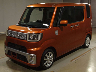 DAIHATSU WAKE 2014