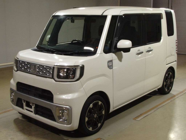 DAIHATSU TANTO 2020