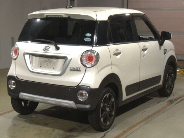 DAIHATSU CAST 2018