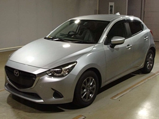 MAZDA DEMIO 2017