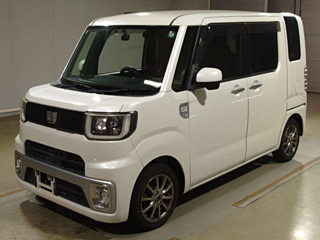 DAIHATSU WAKE 2014