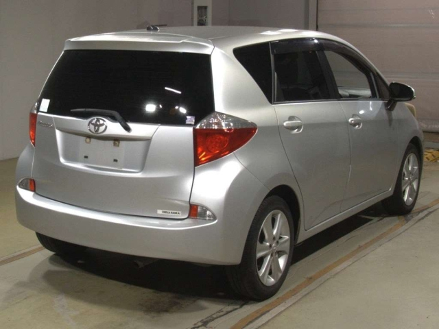 TOYOTA RACTIS 2010