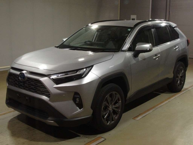 TOYOTA RAV4 2024