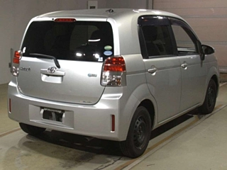 TOYOTA SPADE 2013