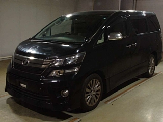 TOYOTA VELLFIRE 2013