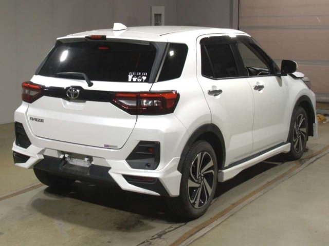TOYOTA RAIZE 2021
