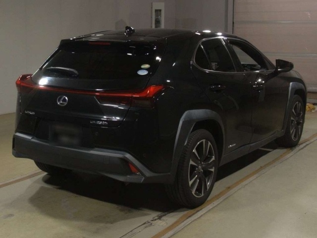 LEXUS UX 2021