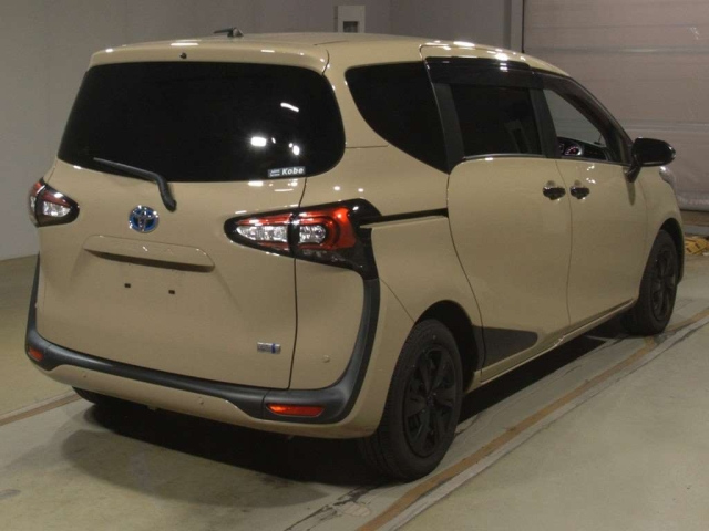 TOYOTA SIENTA 2021
