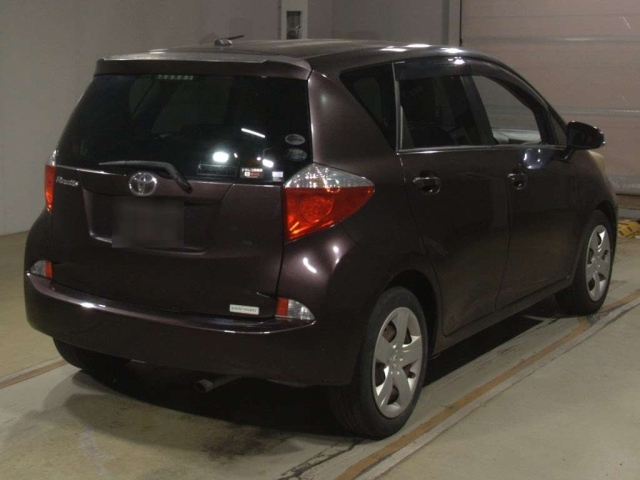 TOYOTA RACTIS 2011