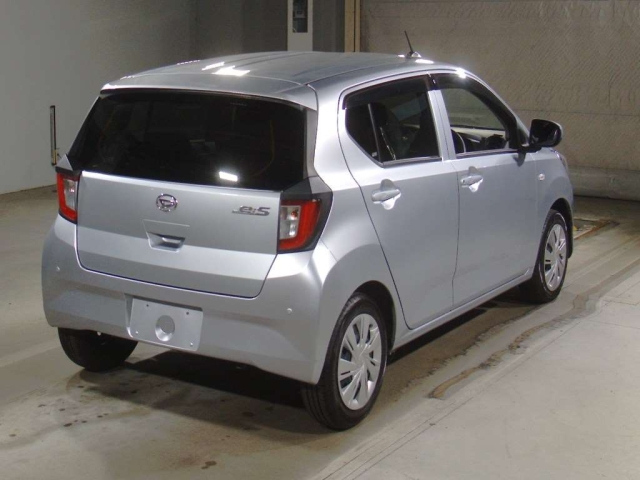 DAIHATSU MIRA E S 2022