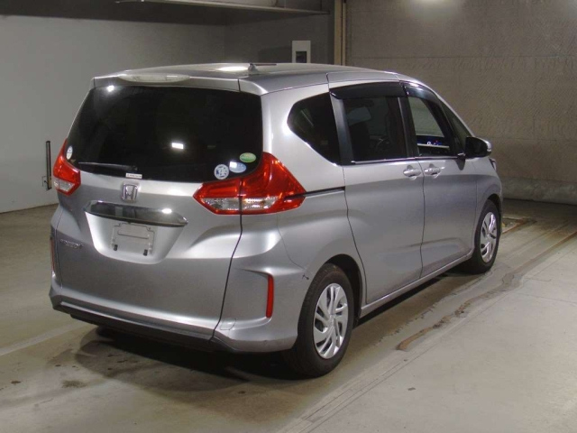 HONDA FREED 2016