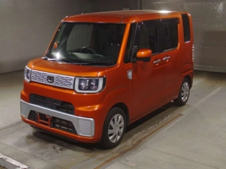 DAIHATSU WAKE 2014