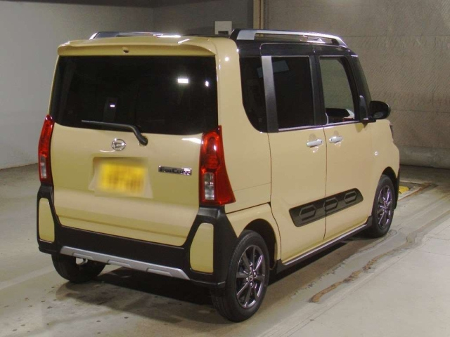 DAIHATSU TANTO 2024