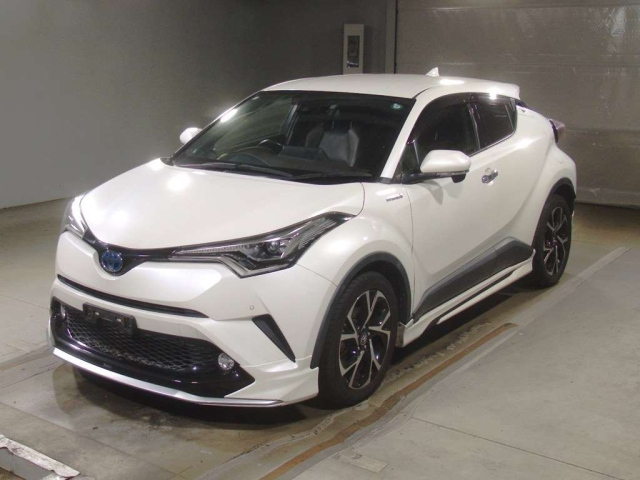 TOYOTA C-HR 2017