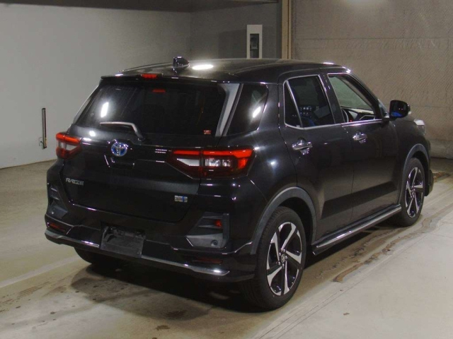TOYOTA RAIZE 2022
