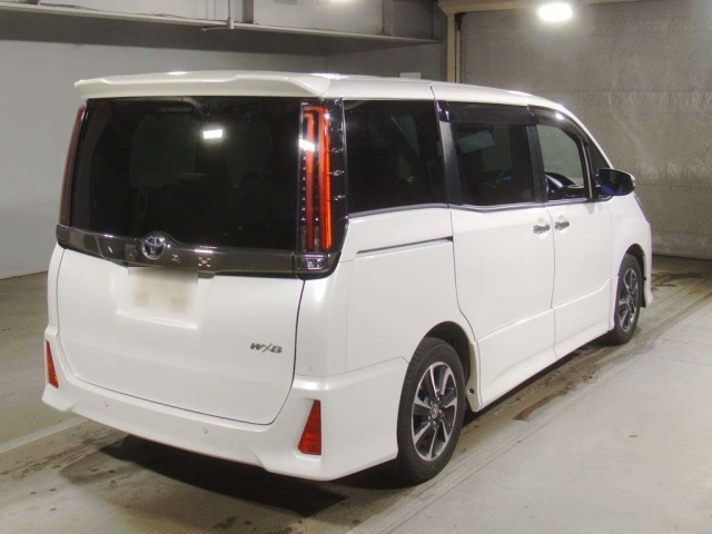 TOYOTA NOAH 2020