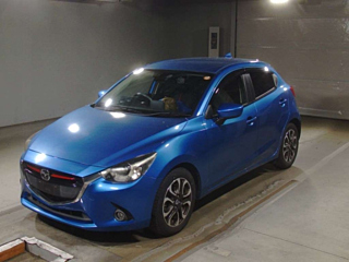 MAZDA DEMIO 2015