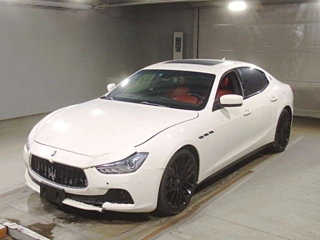 Заказать MASERATI GHIBLI