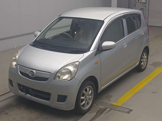 DAIHATSU MIRA 2011