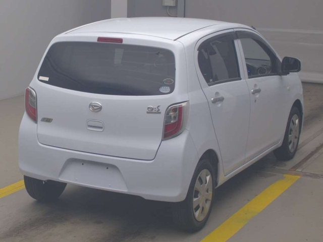 DAIHATSU MIRA E S 2012