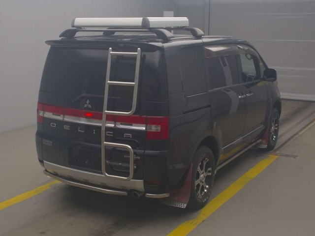 MITSUBISHI DELICA D5 2010