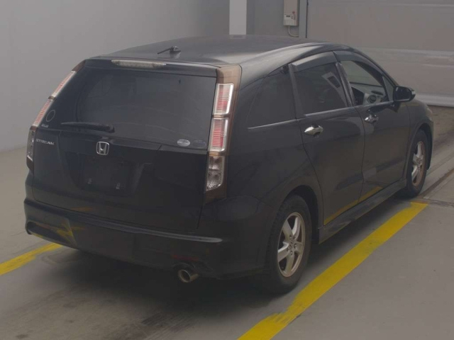 HONDA STREAM 2010