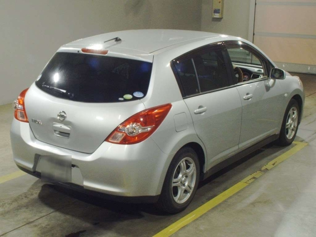 NISSAN TIIDA 2009