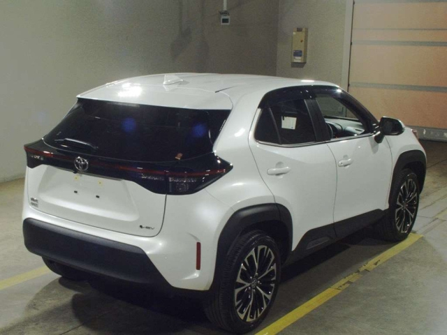 TOYOTA YARIS CROSS 2025