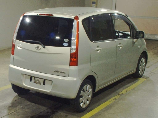 DAIHATSU MOVE 2010