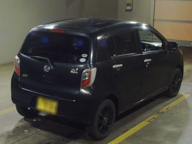 DAIHATSU MIRA E S 2011