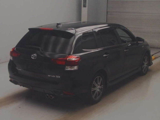 TOYOTA COROLLA FIELDER 2015