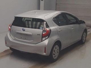 TOYOTA AQUA 2018
