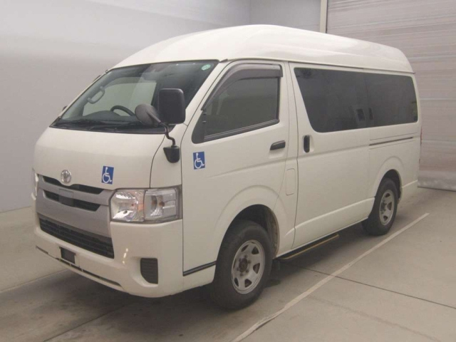 TOYOTA REGIUS ACE VAN 2019