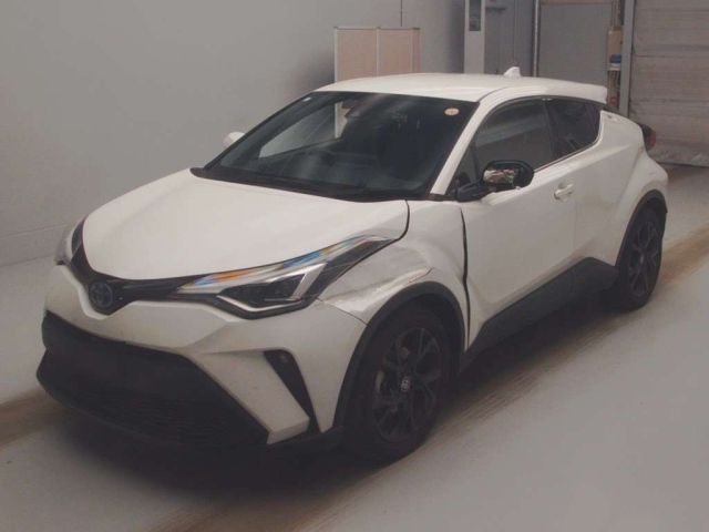 TOYOTA C-HR 2021