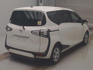 TOYOTA SIENTA 2021