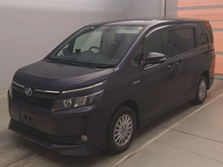 TOYOTA VOXY 2014
