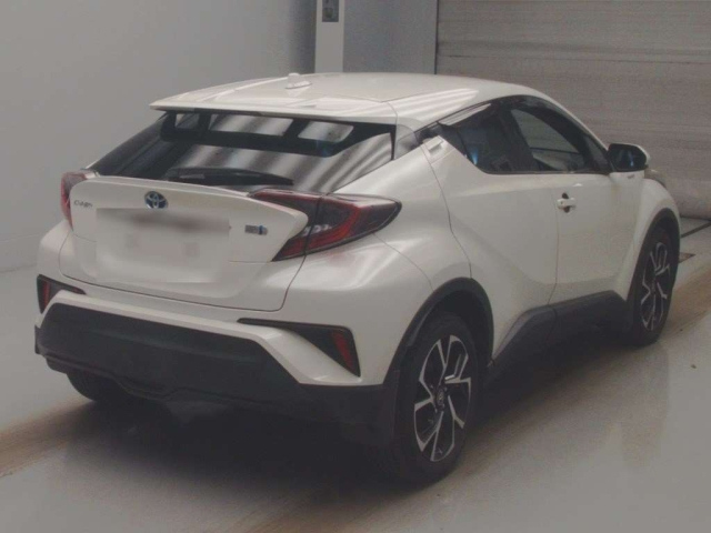 TOYOTA C-HR 2017