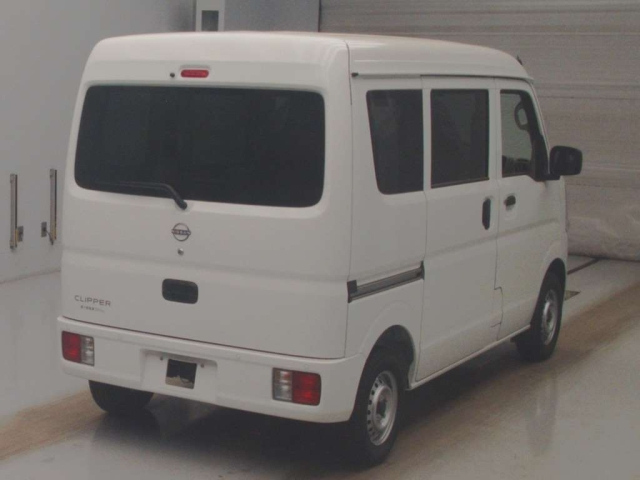 NISSAN CLIPPER VAN 2024