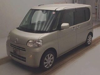 DAIHATSU TANTO 2012