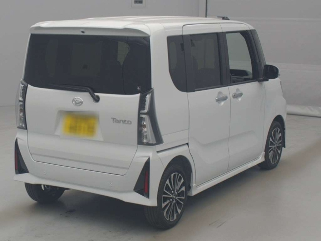 DAIHATSU TANTO 2025