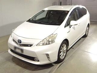 TOYOTA PRIUS ALPHA 2012