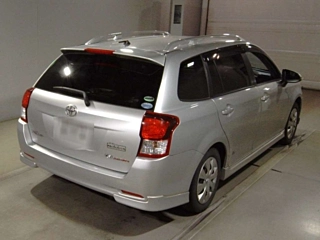 TOYOTA COROLLA FIELDER 2013