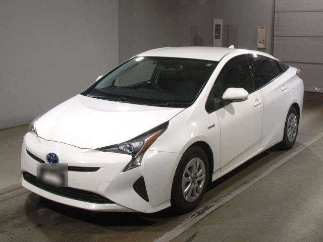 TOYOTA PRIUS 2017