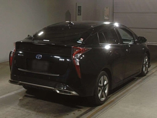 TOYOTA PRIUS 2017