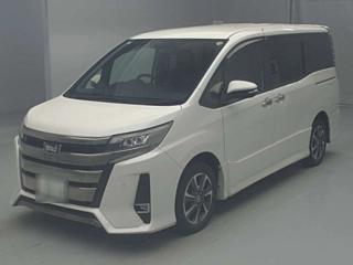 TOYOTA NOAH 2020