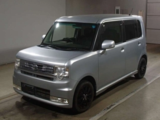 TOYOTA PIXIS SPACE 2011